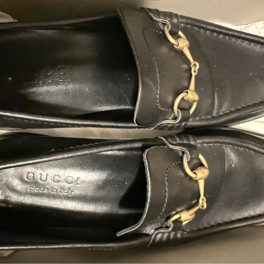 Gucci Black Leather Loafers with Gold Hardware - Picture 4 of 12